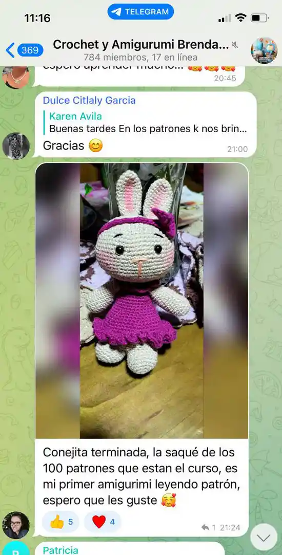 conejito amigurumi